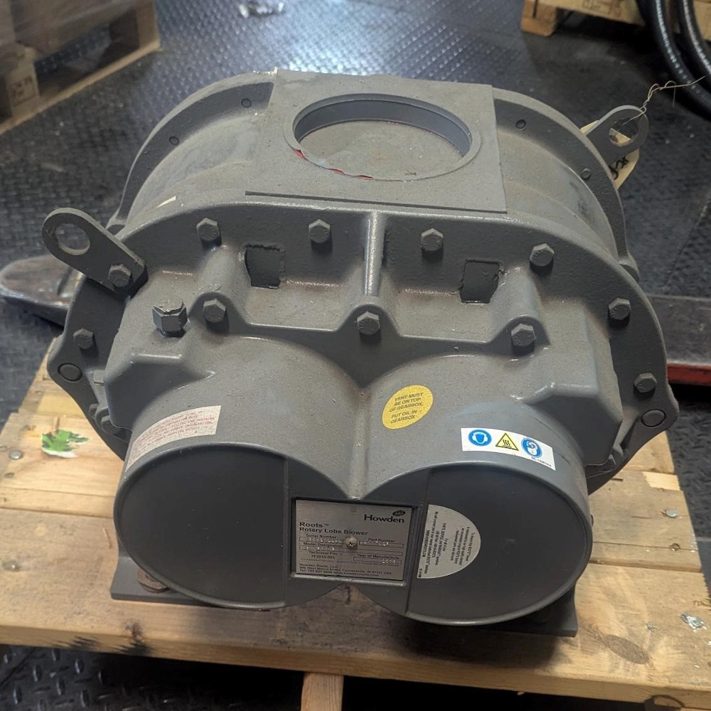 Roots 68 URAI R Rotary Lobe Blower