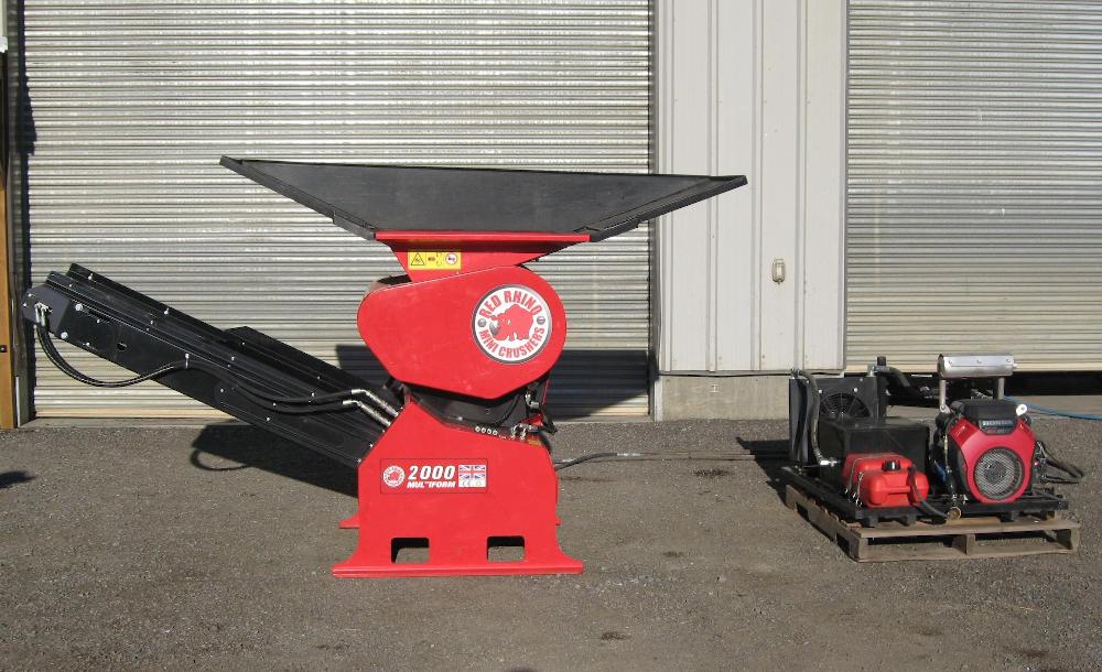 Red Rhino 15.5in x 7.5in Jaw Crusher