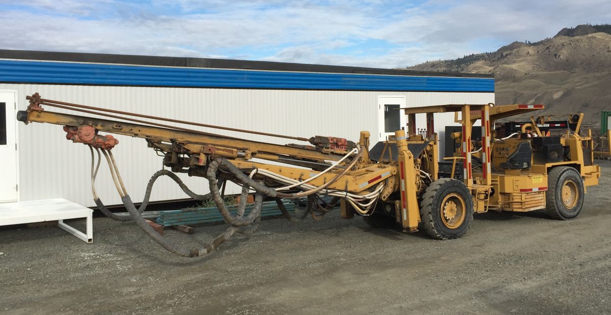 Tamrock 2 Boom Pneumatic Jumbo Drill