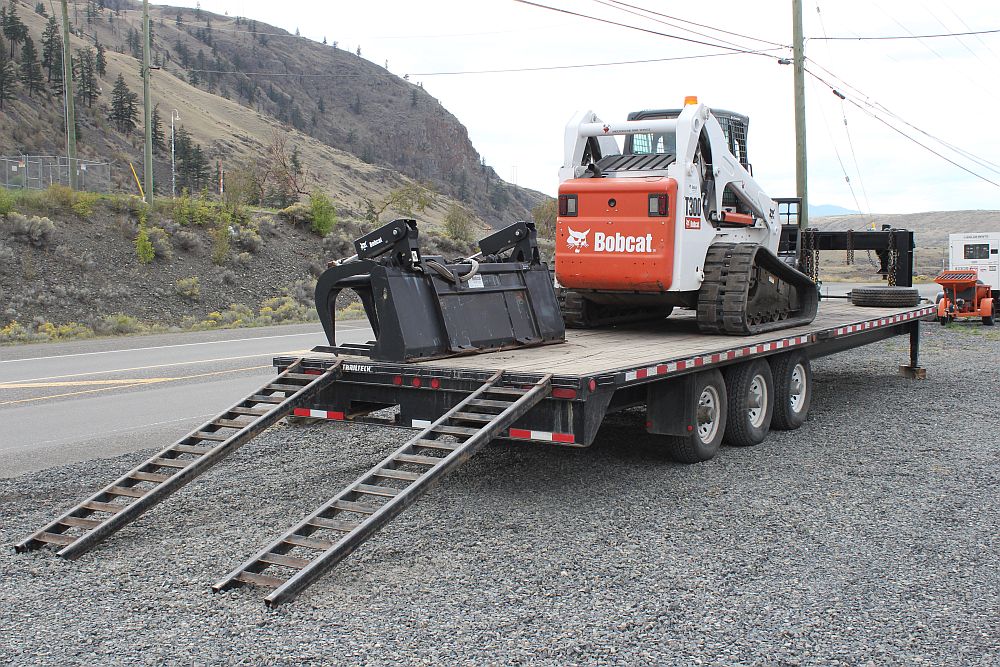 Paquete de Minicargador Bobcat 7300/Trailer