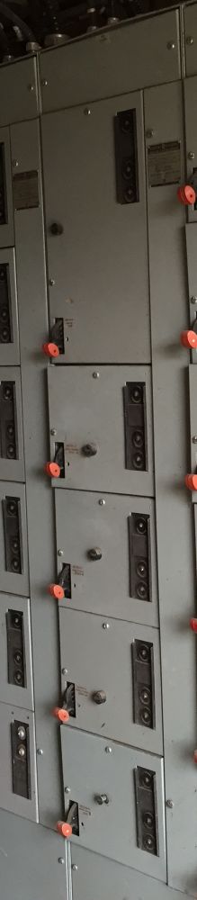 General Electric 600 Volt 8000 Line MCC Section