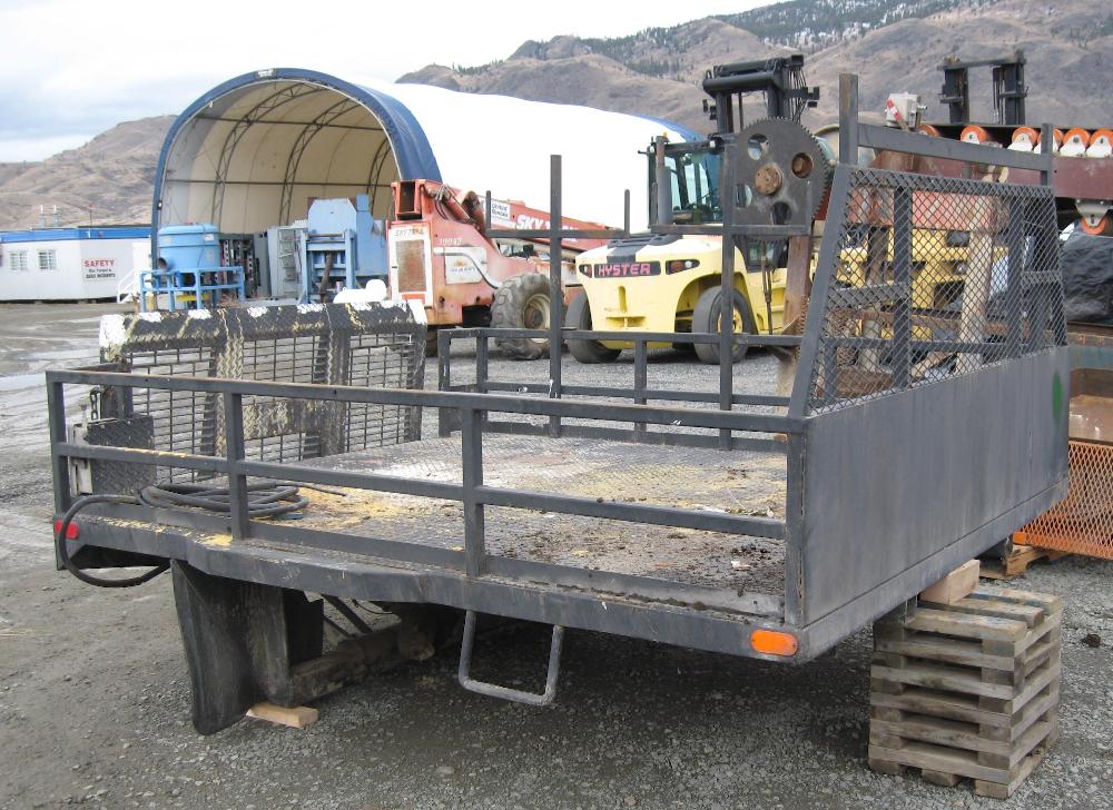 7ft Wide x 8.5ft Long Flat Deck