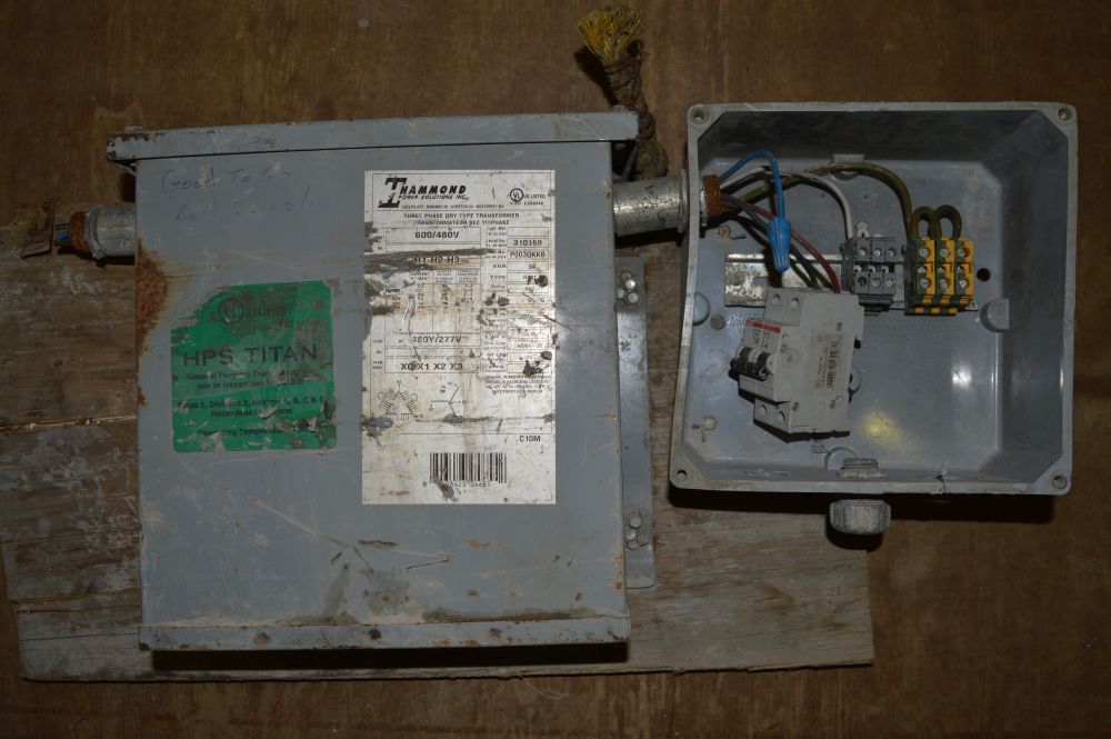 Hammond 3 kVA Transformer