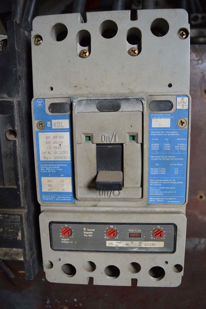 Disjoncteur Westinghouse 400 A