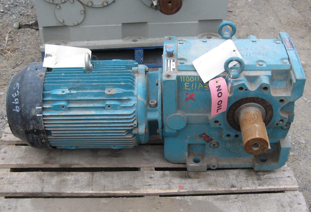 15HP Brook Crompton Rexnord SKZN65C12.5-D1 Right-Angle Gearhead Motor