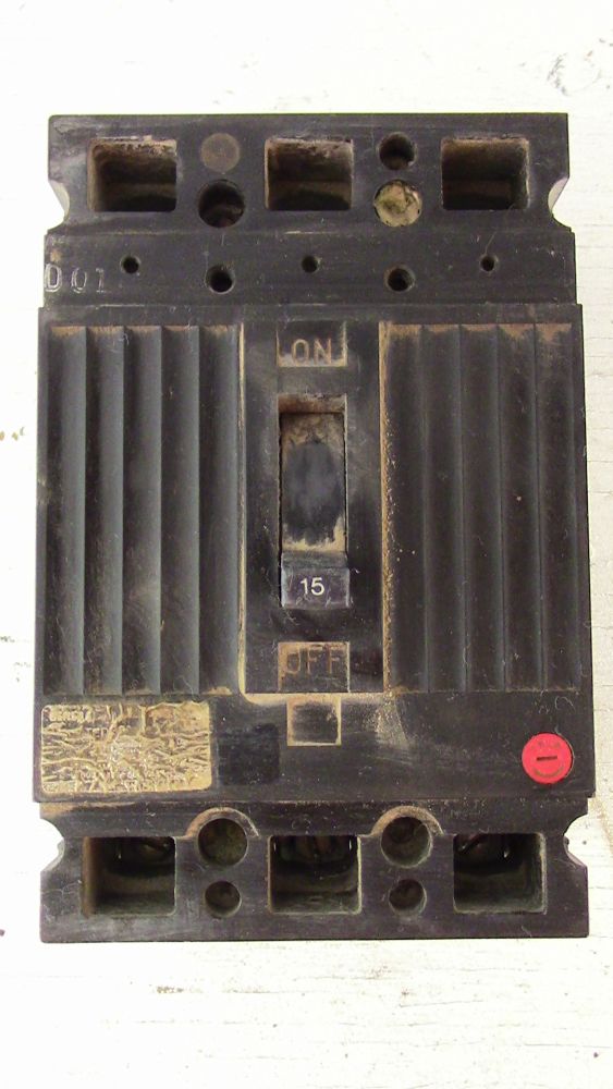 General Electric 3 Pole 15 Amp Breaker