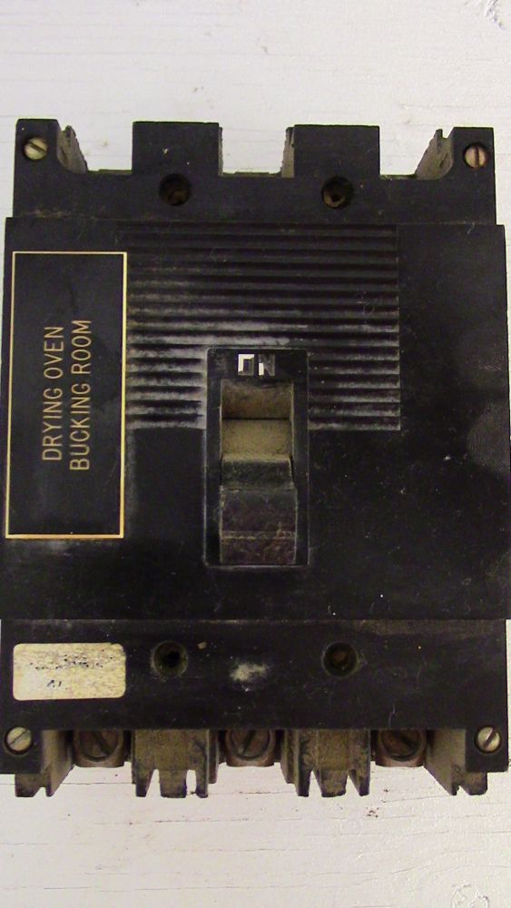 Square D 3 Pole 20 Amp Breaker