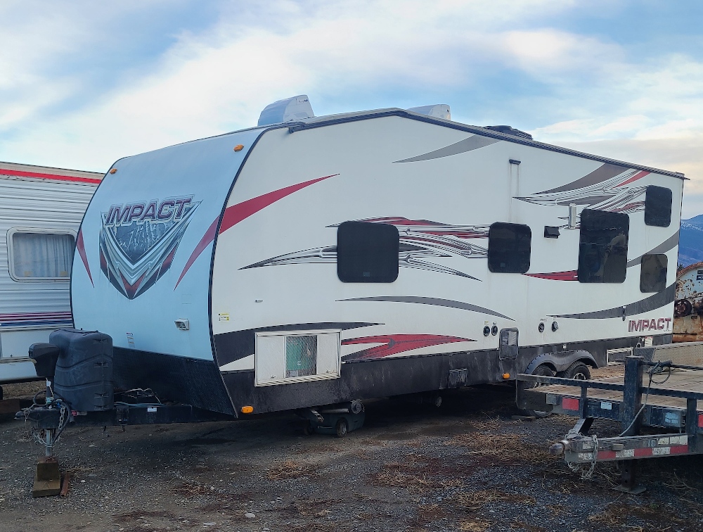 Keystone Impact 260 Toy Hauler Travel Trailer