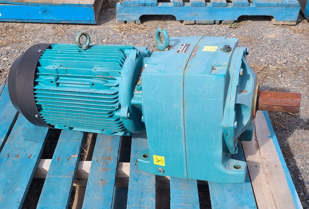 15HP Brook Crompton Rexnord SFN55B9 Gearmotor