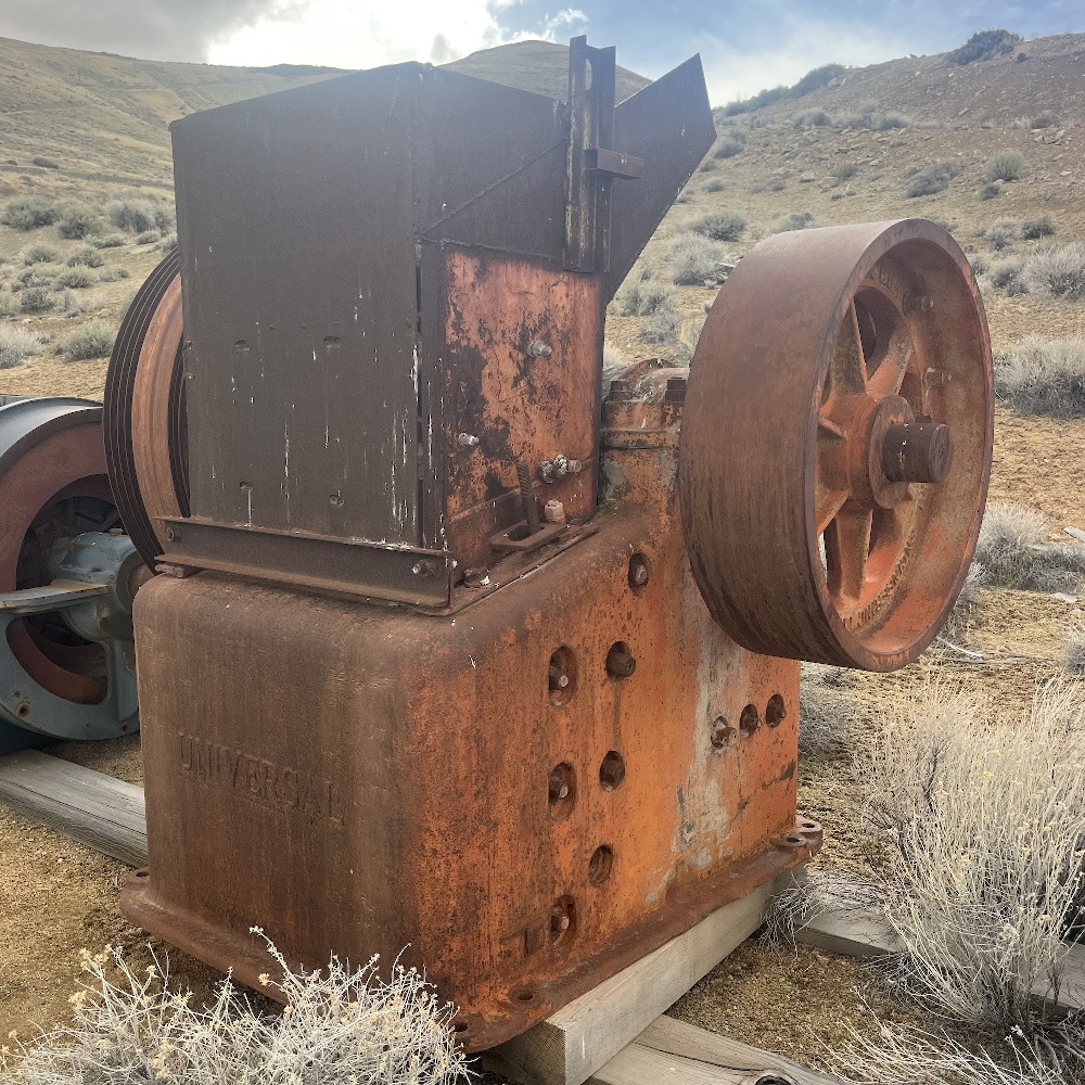 Universal 18in x 24in Jaw Crusher