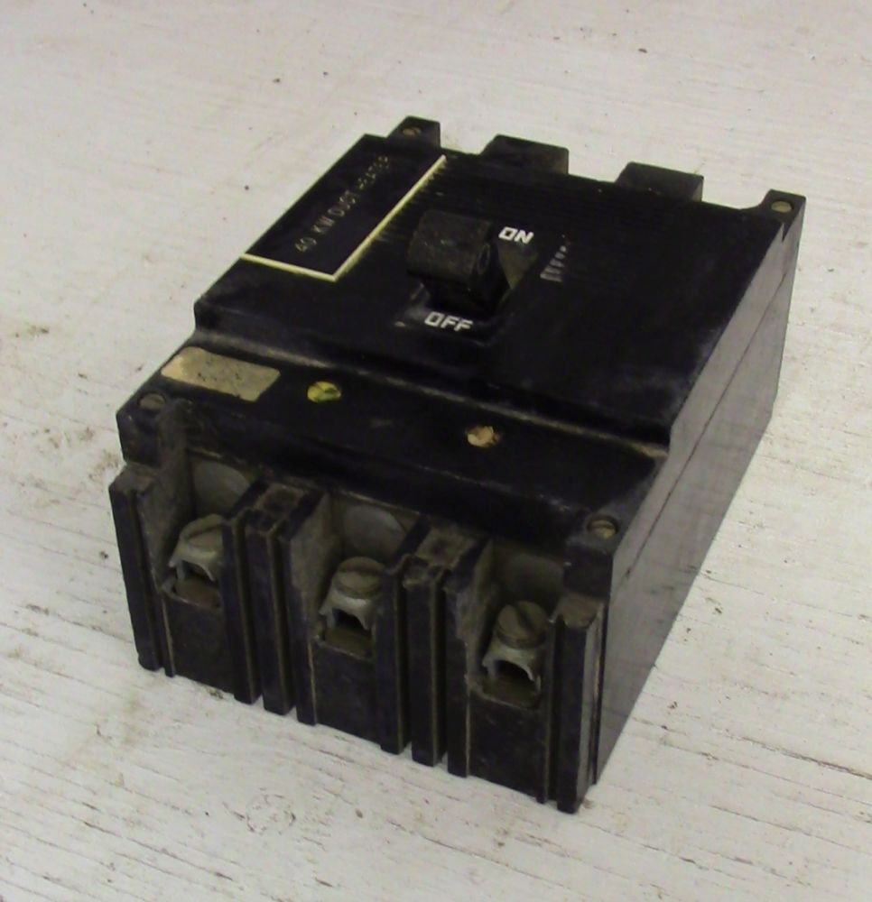 Interruptor ML1 Square D de 3 Polos 100 AMP