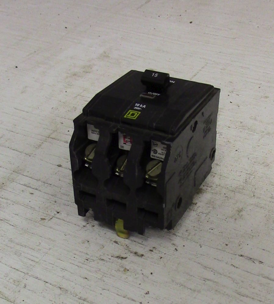 Square D 3 Pole 15 Amp Bolt-on Breaker