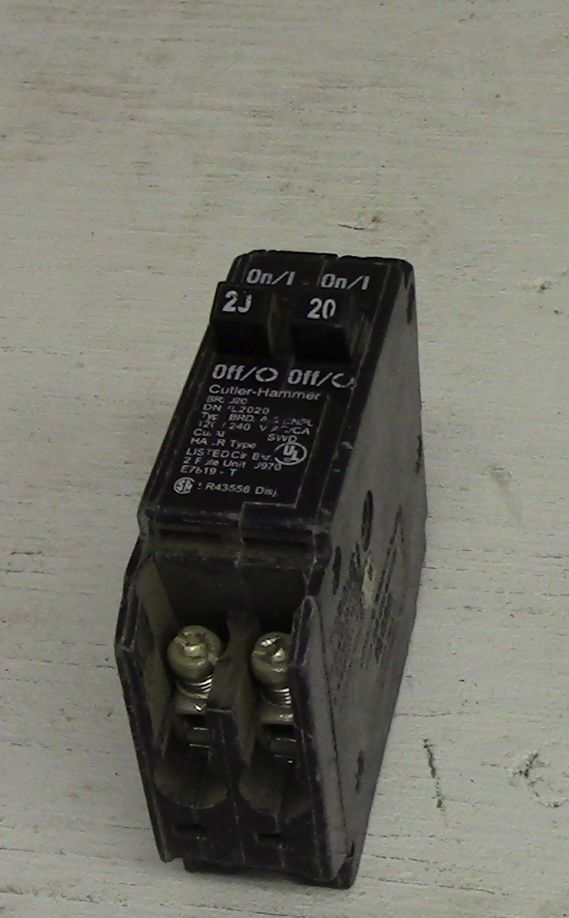 Cutler Hammer 1 Pole Tandem 20 Amp Push-in Breaker