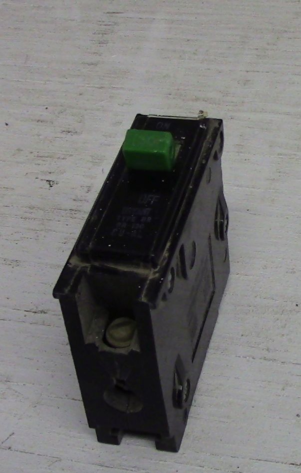 Interruptor Cutler Hammer de 1 polo 30 amp