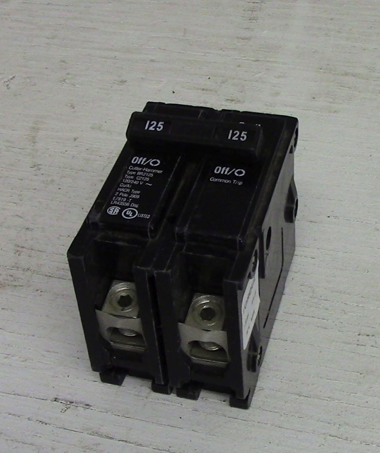 Disjoncteur enfichable Cutler Hammer, 2 pôles, 125 A