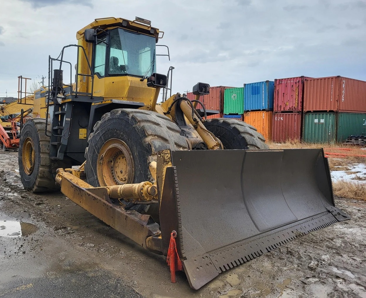 Komatsu WD600-3 Wheel Dozer