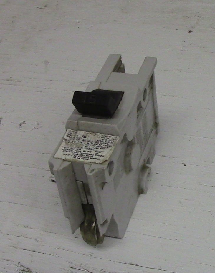 Federal Pioneer 1 Pole 15 Amp Type NA Push-in Breaker
