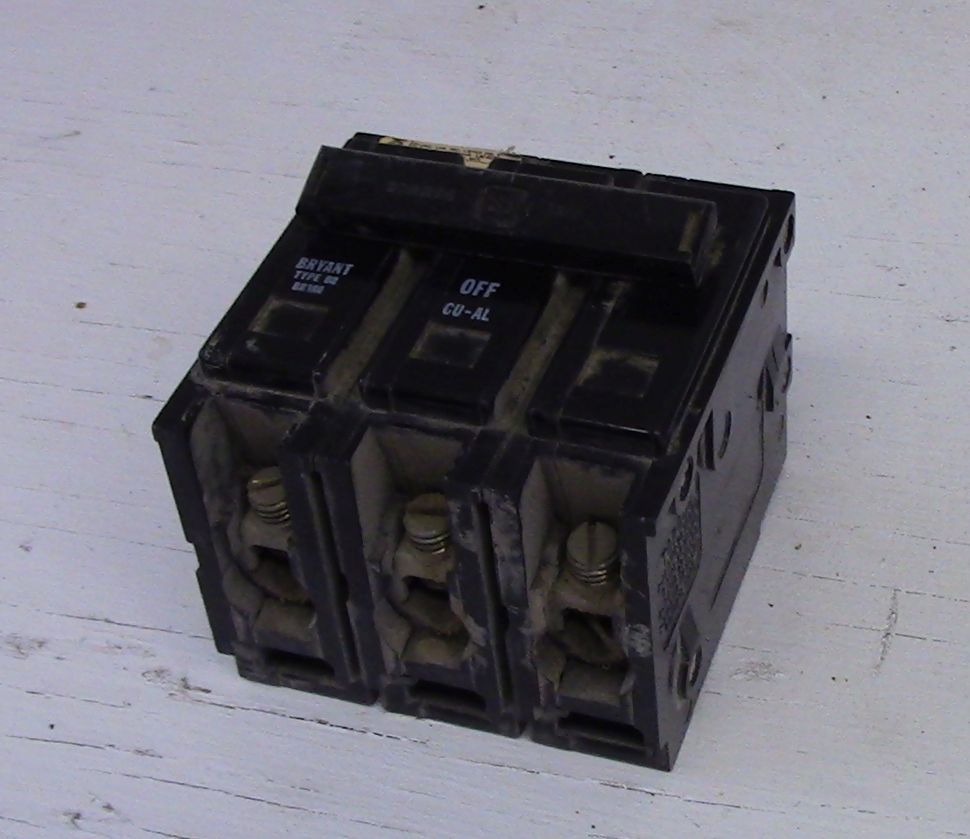 Disjoncteur enfichable Cutler Hammer, 3 pôles, 60 A