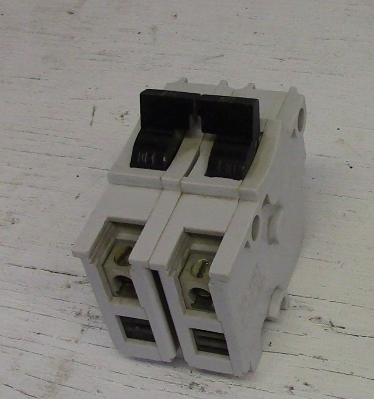 Federal Pioneer 2 Pole 15 Amp Type NA Push-in Breaker