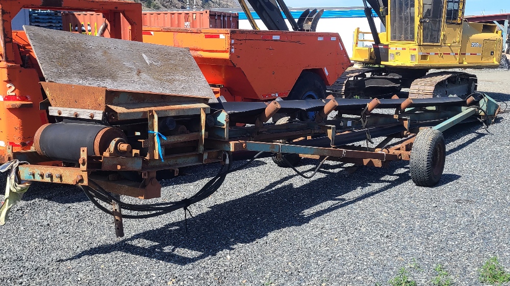 Powerscreen 24in Wide x 38ft Long Stacking Conveyor