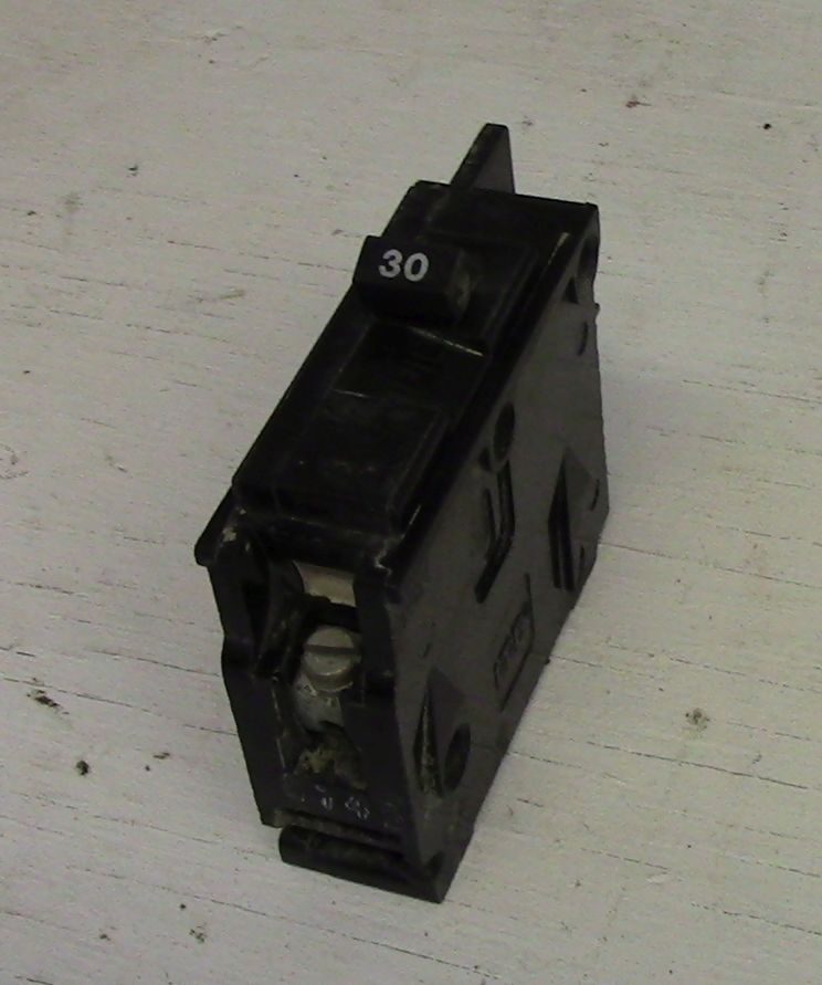 Interruptor de Tornillo Siemenes Tipo BQ de 1 Polo 30 Amp