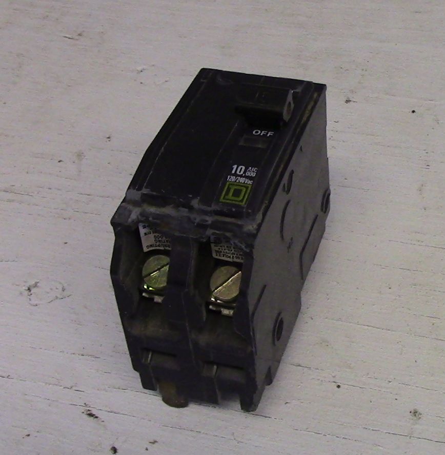 Square D 2 Pole 15 Amp Push-in Breaker