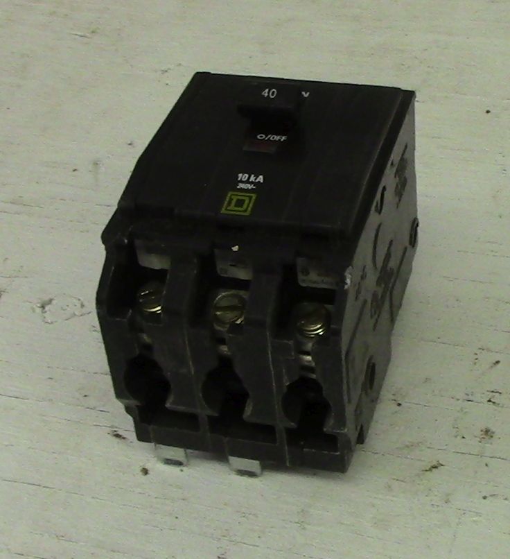 Square D 3 Pole 40 Amp Push-in Breaker