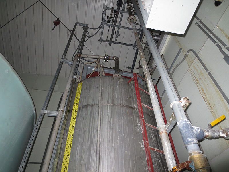 2000 Gallon SS Mixing Tank