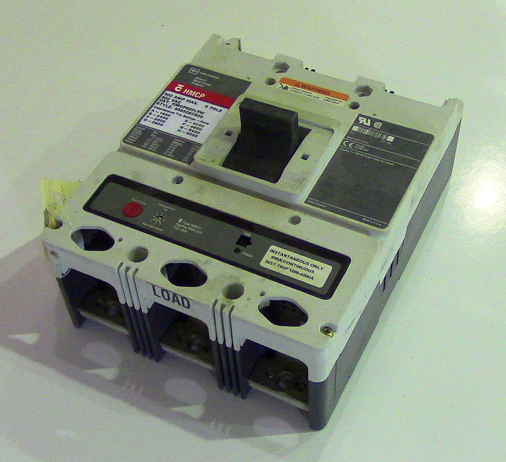 Interruptor Cutler Hammer de 3 Polos 600 Amp HMCP