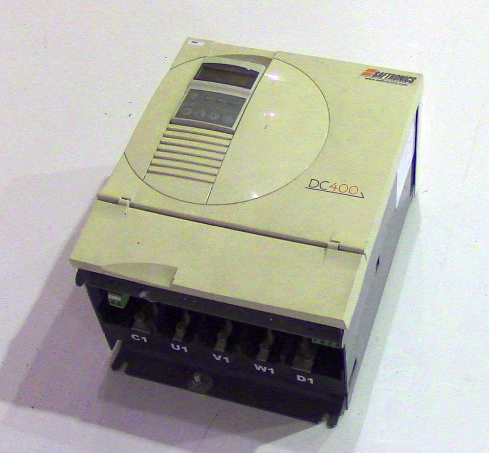 Manejo DC Saftronics de 30 HP