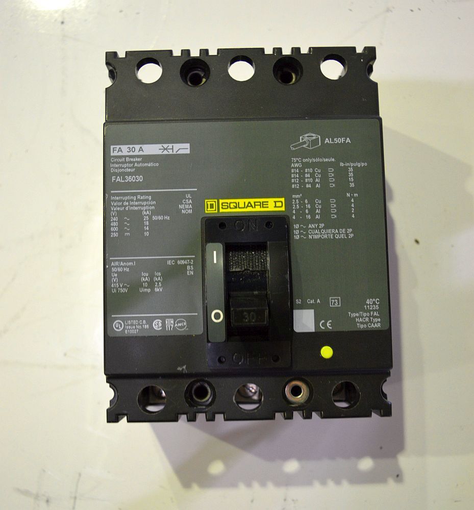 Interruptor FAL Squeare D de 3 Polos 30 Amp