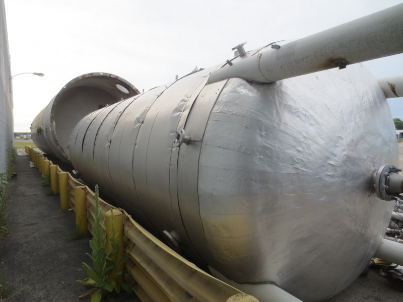 10,000 Gallon Stainless Steel Pressure Tank