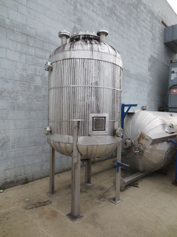 500 Gallon Stainless Steel Pressure Tank