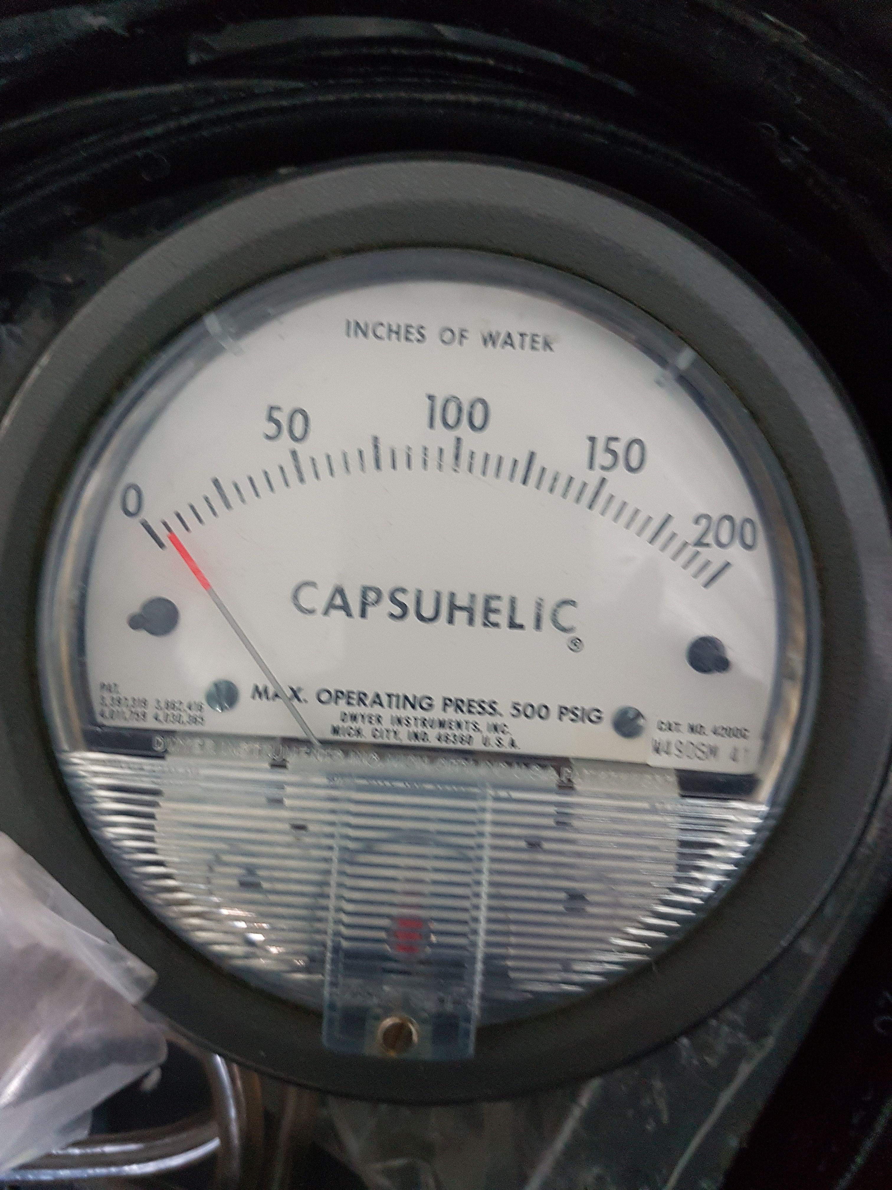 Dwyer Capsuhelic Gauge 1000 PSI