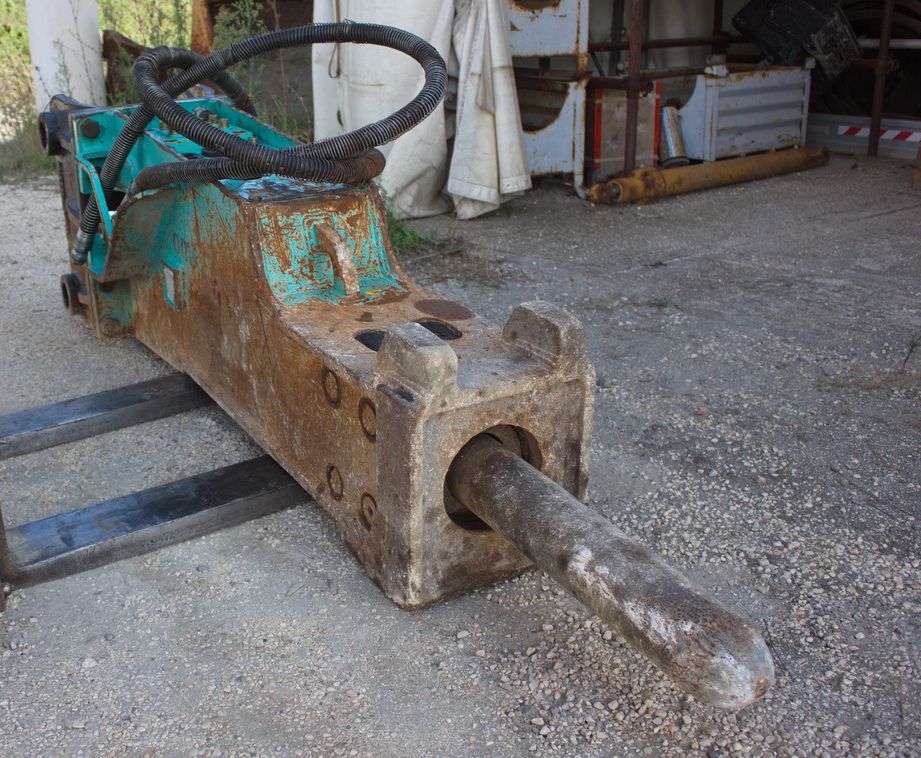 Everdigm EHB17 Demolition Hammer