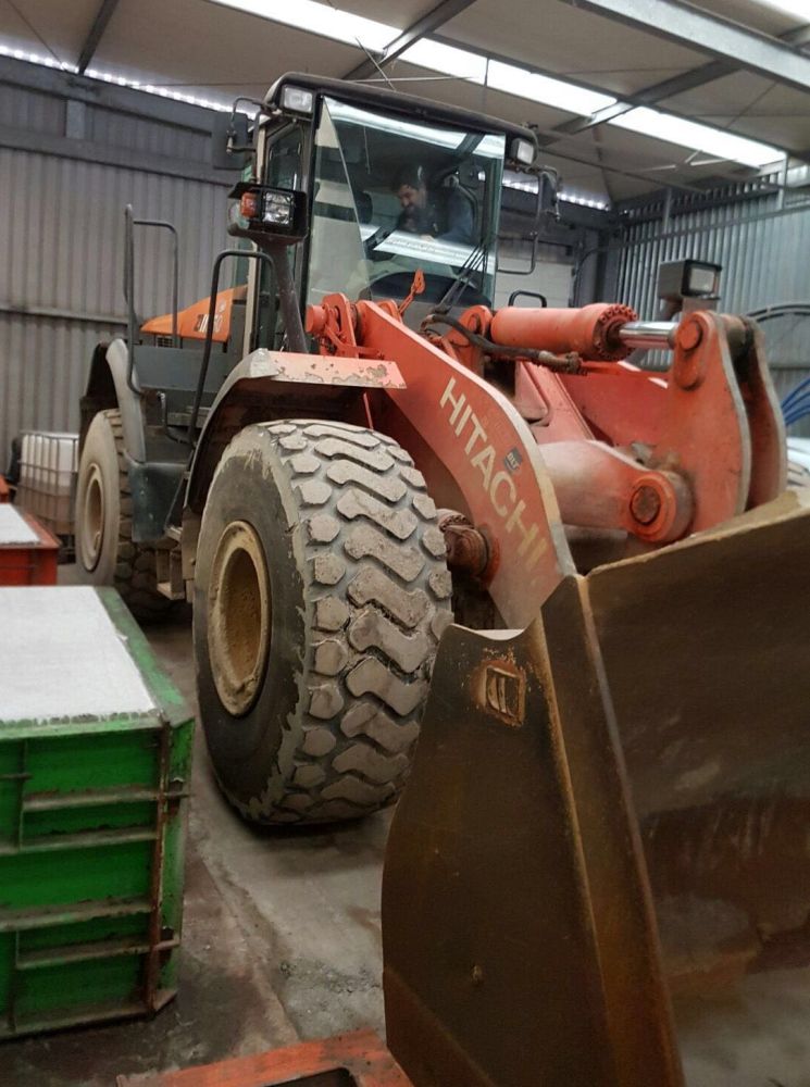 Hitachi ZW250 Wheel Loader