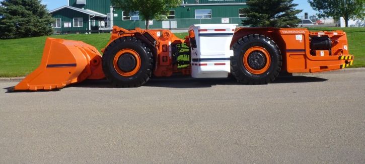 Sandvik LH209L 6 yd. Scooptram