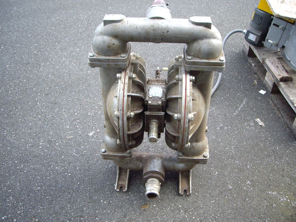 Sandpiper 3 in Diaphragm Pump