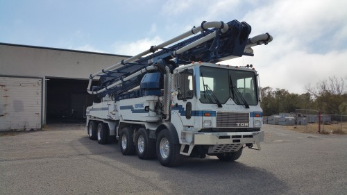 Camion-pompe Schwing KVM52