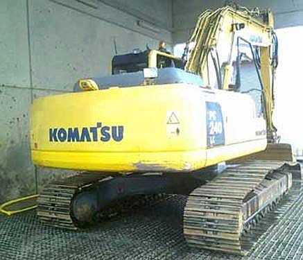 Komatsu PC240 LC-8 Excavator