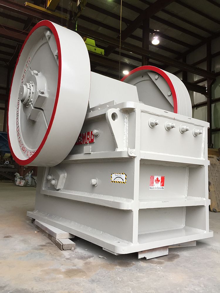Clemro 15 in x 24 in Jaw Crusher