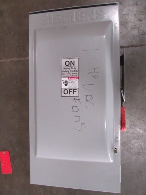 Siemens 200 Amp Heavy Duty Safety Switch (Disconnects)