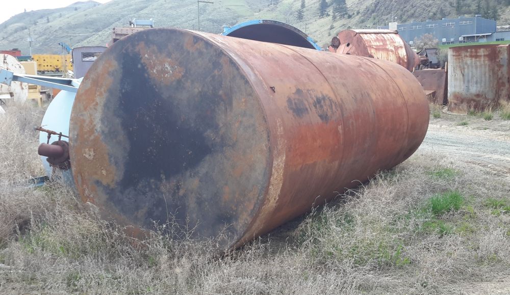 9,000 Gallon Steel Tank