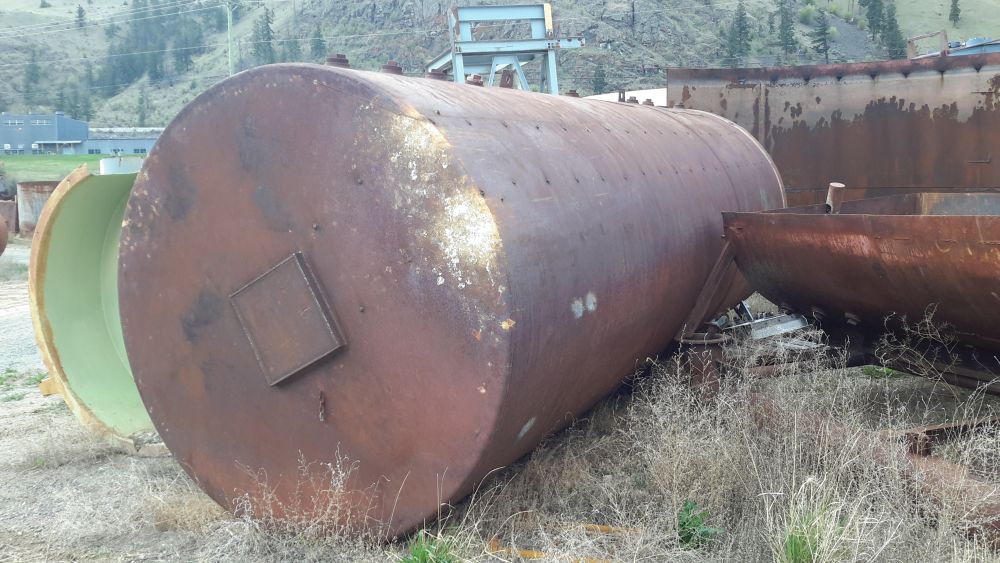 8,000 Gallon Steel Tank