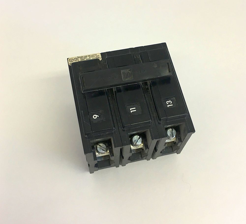 Disyuntor atornillable Westinghouse de 3 polos y 70 amperios