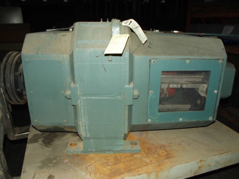 Moteur CC Reliance 100 HP