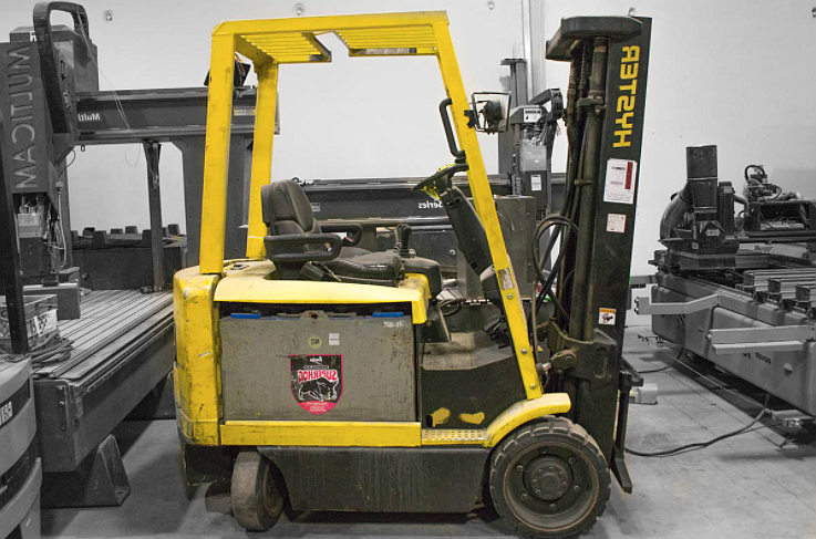 Hyster E60Z-33 6000 LB Forklift