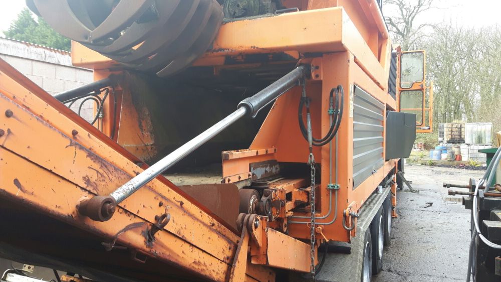Destructeur Metso M&J 3000