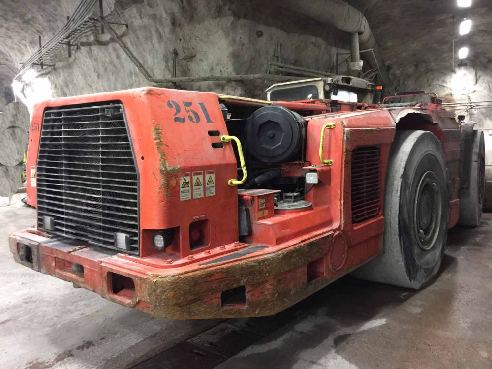 Scooptram Sandvik Tamrock LH517