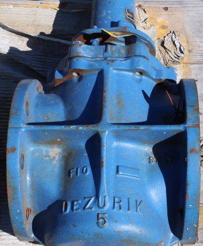 Dezurik 5 in. Plug Valve